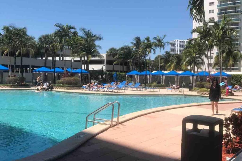 Miami Beach Collins Ave Apartments Free Parking Sunny Isles Beach Exteriör bild