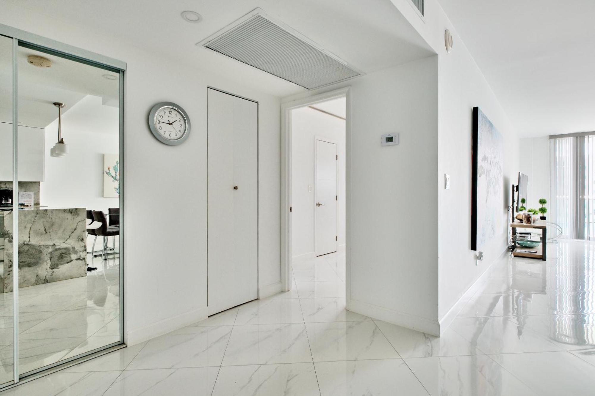 Miami Beach Collins Ave Apartments Free Parking Sunny Isles Beach Rum bild
